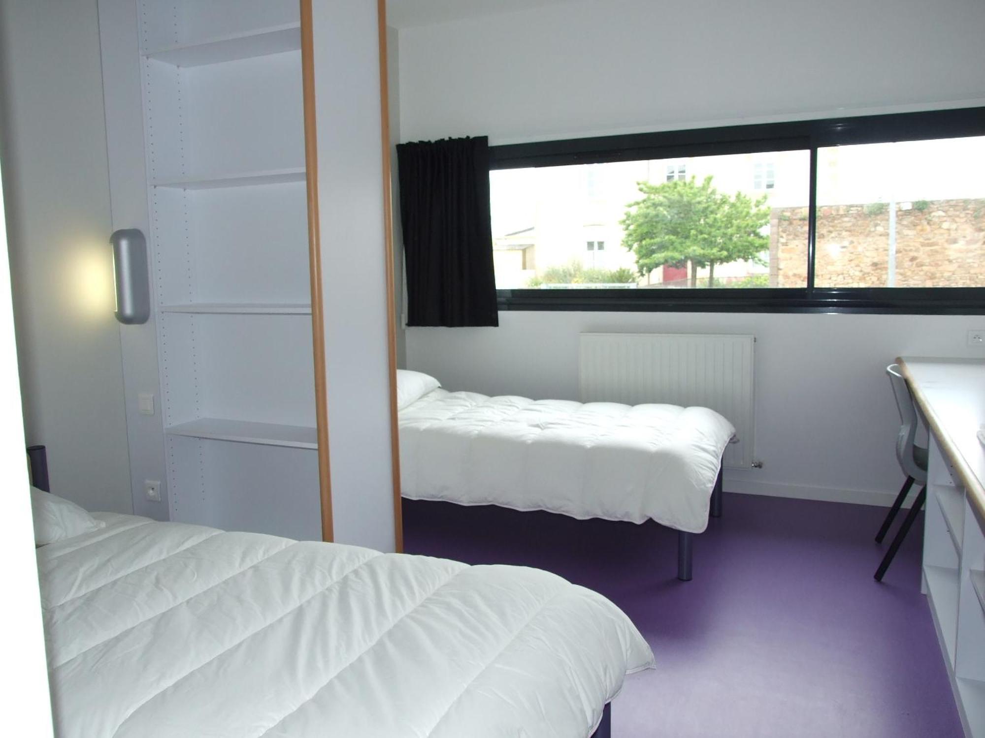 Jf Accueil & Formation Hotel Cholet Exterior photo